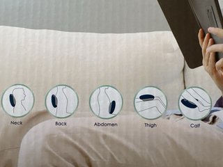 Almohada de masaje con calor xa cargar en el coche