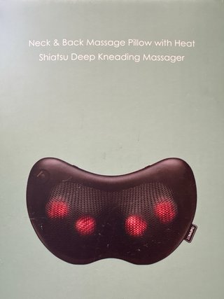 Almohada de masaje con calor xa cargar en el coche