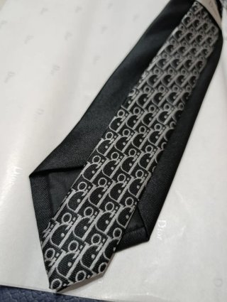 Corbata Cristian Dior Negra y Plateada