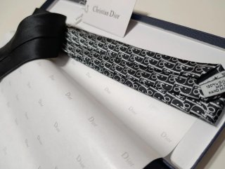 Corbata Cristian Dior Negra y Plateada