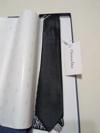 Corbata Cristian Dior Negra y Plateada