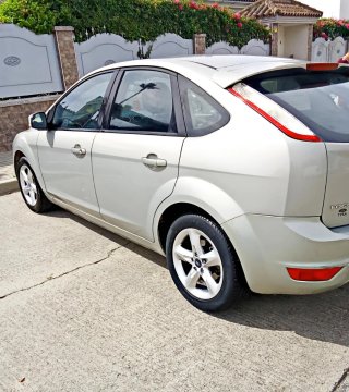 FORD FOCUS 1600 TDCI AÑO 2010 SOLAMENTE 125.000 KM