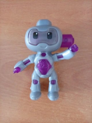 Set di giocattoli Minion, Robot e Bambola