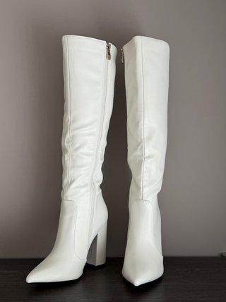 Botas tacón blancas punta talla 36