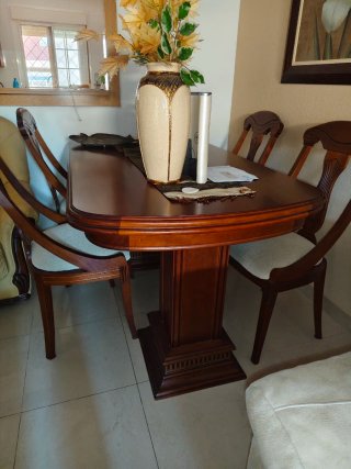 Mesa de salón madera diseño patas