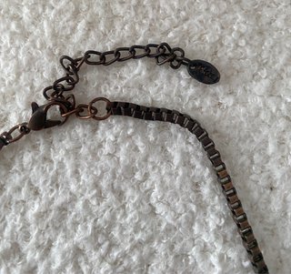 Collar de abalorios y pedrería