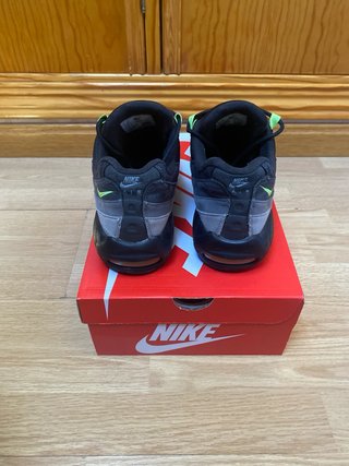 Zapatillas Nike Air Max 95 Negras y Verdes