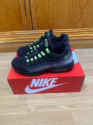 Zapatillas Nike Air Max 95 Negras y Verdes
