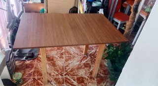 Mesa de comedor extensible madera.