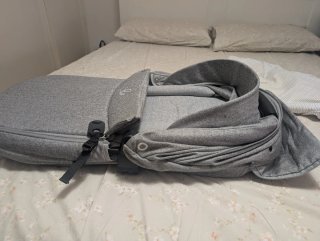 Capazo Jané Muum Gris