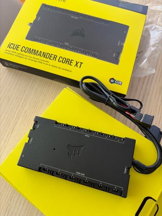 Corsair iCUE Commander Core XT Controlador RGB