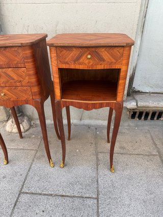 PAREJA DE MESILLAS DE NOCHE