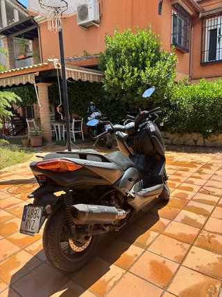 Yamaha XMAX 300 2019 Negra/Gris