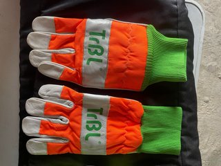 Pantalones y guantes para motosierra