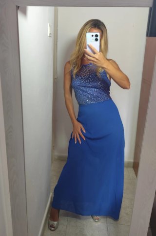 Vestido largo azul brillante fiesta