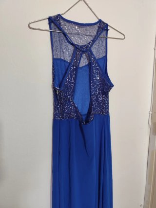 Vestido largo azul brillante fiesta