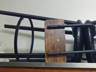 32 Sillas y 12 Mesas (60x60 y 100x40)