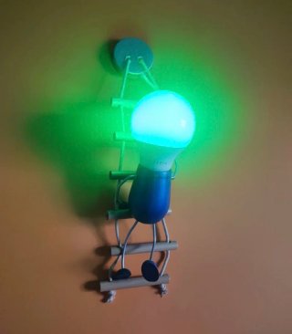 Lámpara de pared infantil