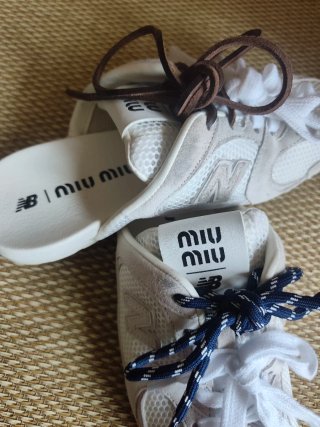 New Balance x Miu Miu 39,5 último precio