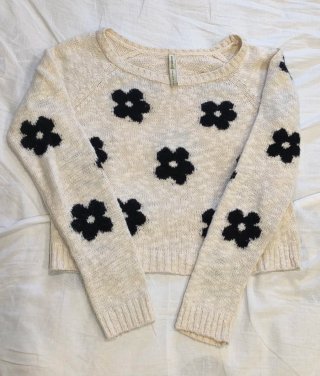 Jersey Cropped flores Stradivarius T. M