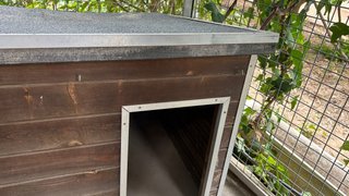 Caseta perro madera y metal