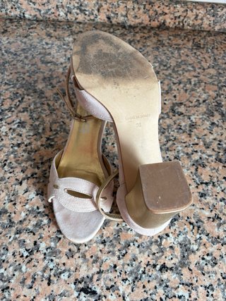 Sandalias en piel, Beige y Dorado