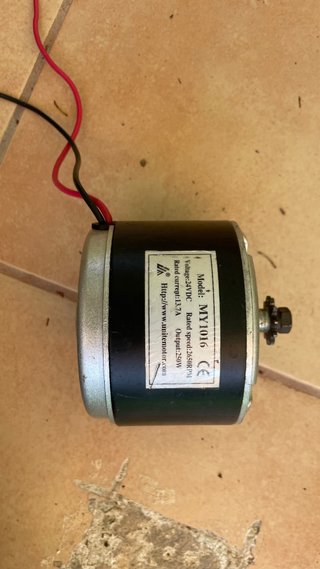 Motor Eléctrico 250W con Escobillas