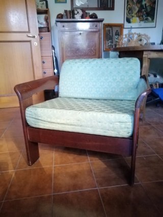 Poltrona design anni 60/70 in tessuto e legno