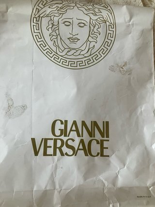 Estola Seda Versace Vintage Negra y Dorada