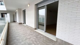 Piso en alquiler en Nueva Andalucía centro en Marbella