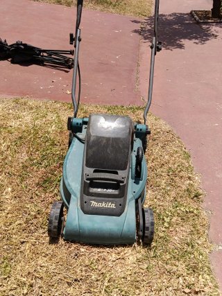 Cortacésped Makita