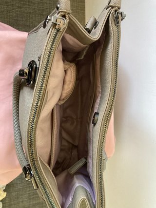 Bolso mediano marca Liu jo. Muy buen estado.