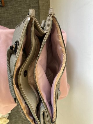 Bolso mediano marca Liu jo. Muy buen estado.