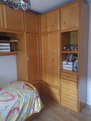 Dormitorio juvenil madera maciza