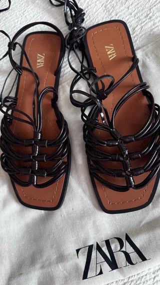 Sandalias Zara Tiras