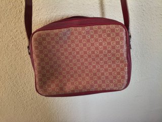Bandolera mediana retro beige y roja