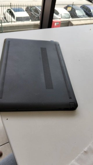 Ordenador portátil HP gris