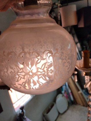Lámpara colgante de cristal y metal