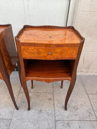 PAREJA DE MESILLAS DE NOCHE