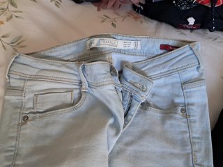 Pantalones vaqueros, negros y grises