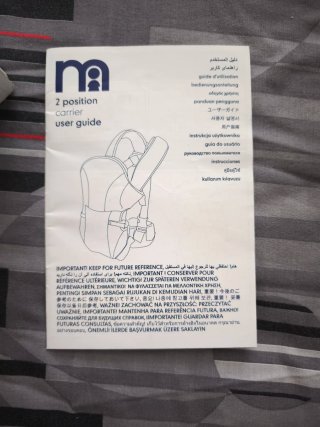 Mochila portabebés ergonómica roja