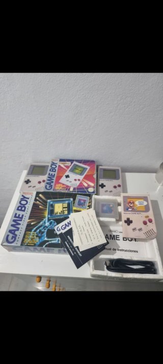 Nintendo Game Boy Pack Accesorios y Juegos