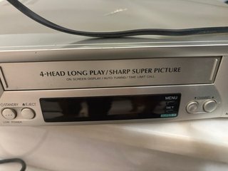 Reproductor VHS Sharp VC-M63