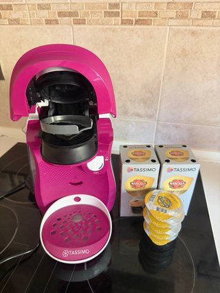 Cafetera Tassimo Happy Bosch Morado con 21 cafes!
