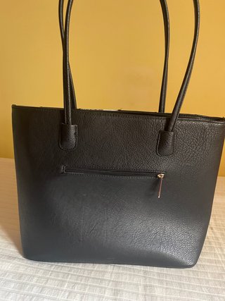 Bolso patchwork negro y gris, sin marca.