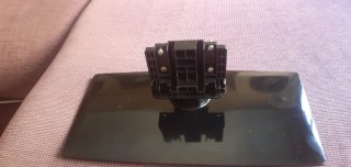 Peana base TV.  LG