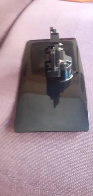 Peana base TV.  LG