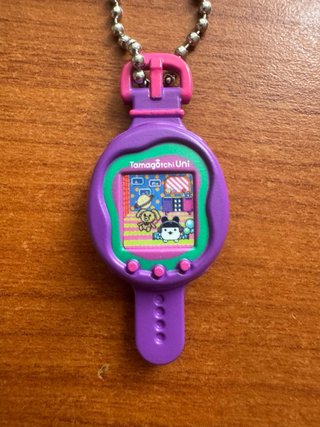 Tamagotchi Uni Portachiavi Viola