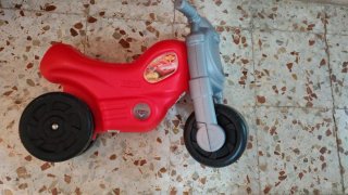 Bicicleta Chicco Red Bullet sin pedales y Moto