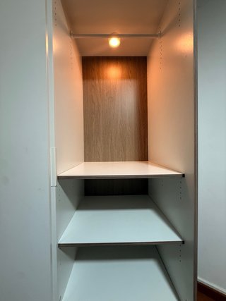 Armario blanco 2 puertas con espejo